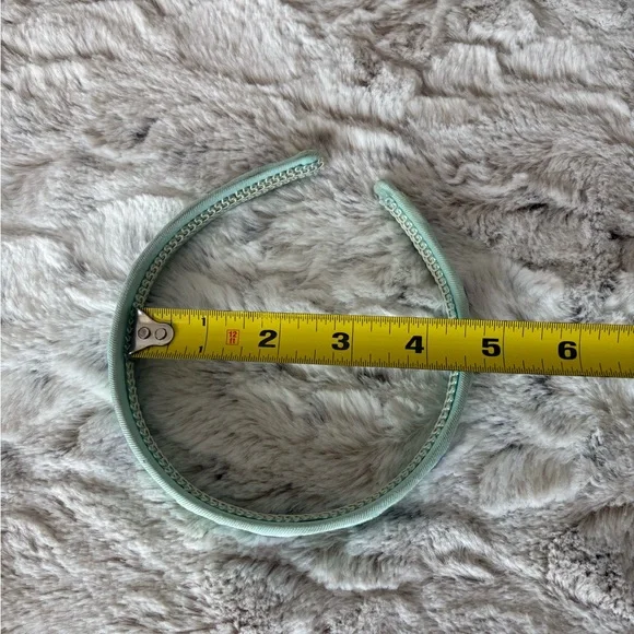 Light Blue Floral Embroidered Headband - Picture 5 of 6